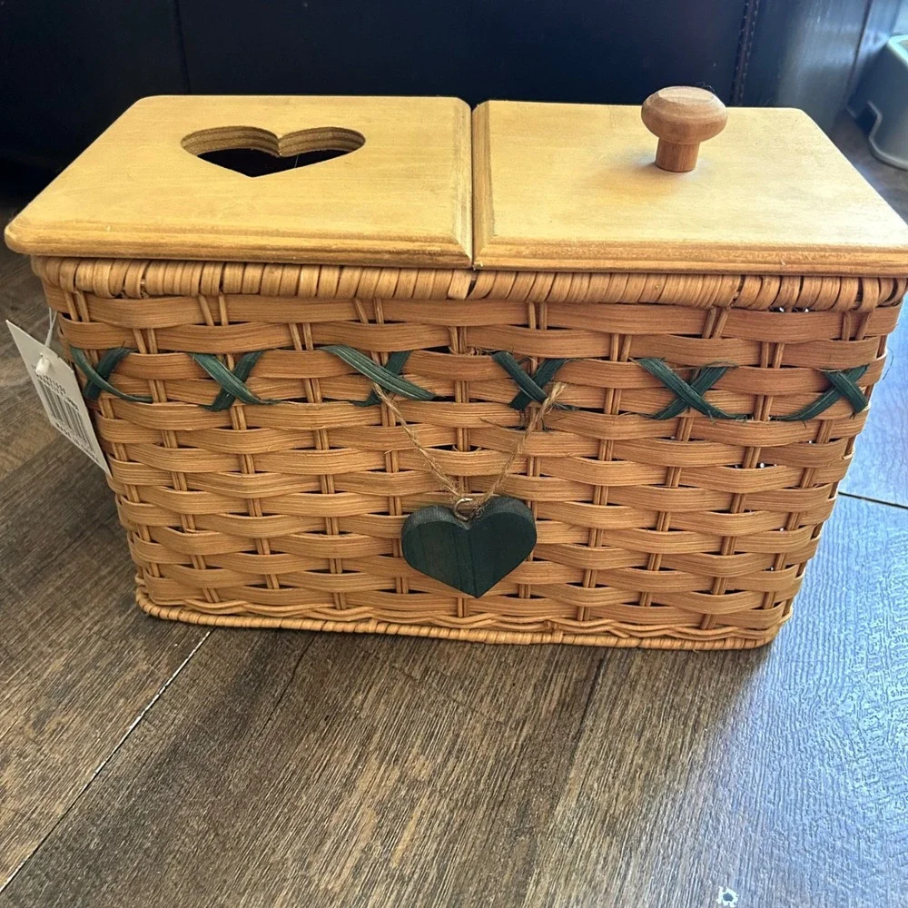 Vintage Tender Heart Treasures Woven Basket Tissue Box Organizer Wood Lid 1995